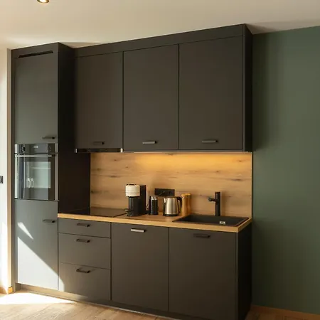 Appartementhaus Am Waldrand 아파트호텔 3*